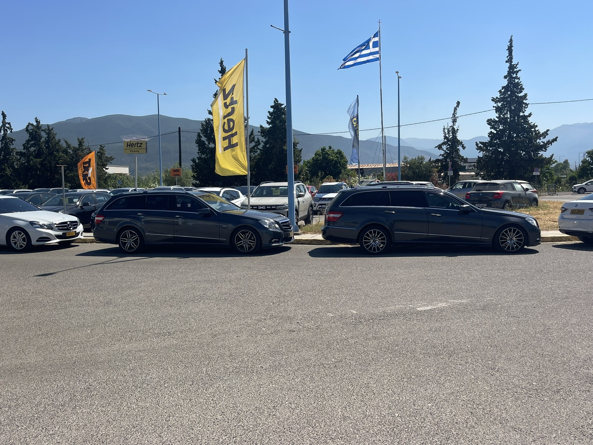 Premium private transfers, Costa Navarino to Kalamata Airport and Athens Airports, ancient sites, and seaside towns in Messinia.